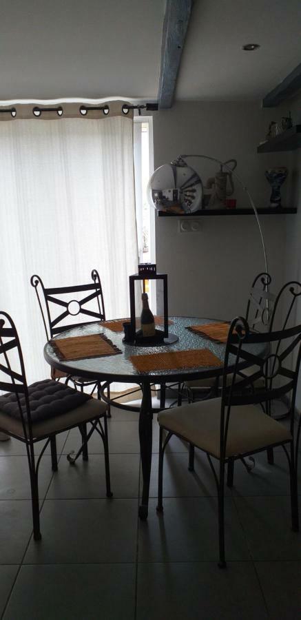 Gite Chez Mamiyo Gallargues Le Montueux מראה חיצוני תמונה
